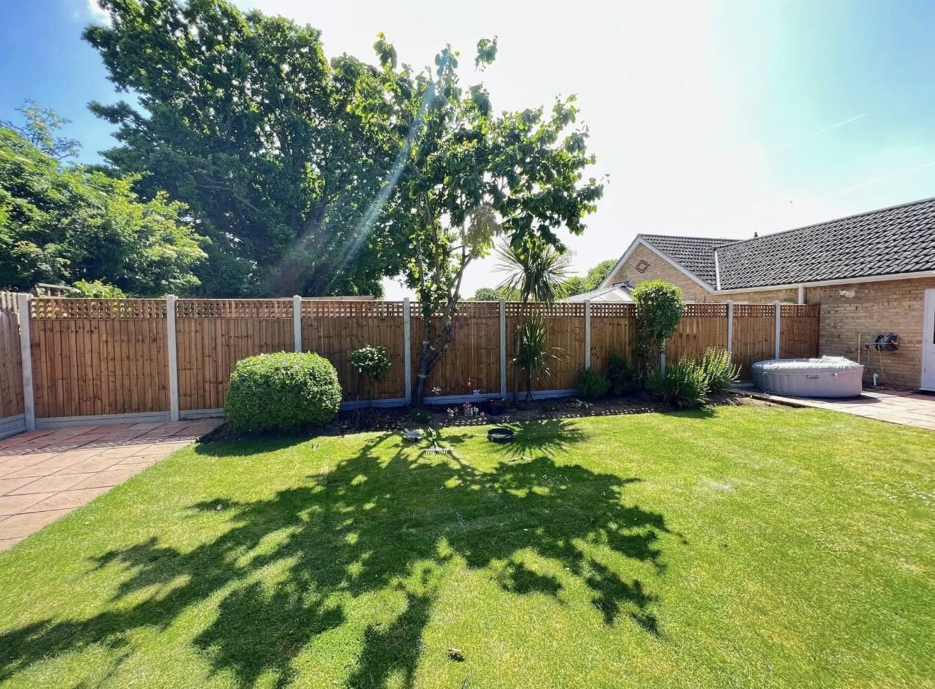 How to Choose the ‘Best Fence Company Near Me’ if you’re in Essex